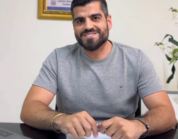 Prefeito Leomar Maia firma contrato de R$ 960 mil para pavimentação de vias em Belém do Brejo do Cruz